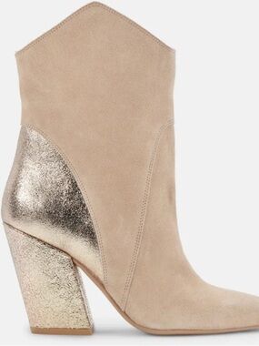 DOLCE VITA NESTLY BOOT IN DUNE MULTI SUEDE size 9.5